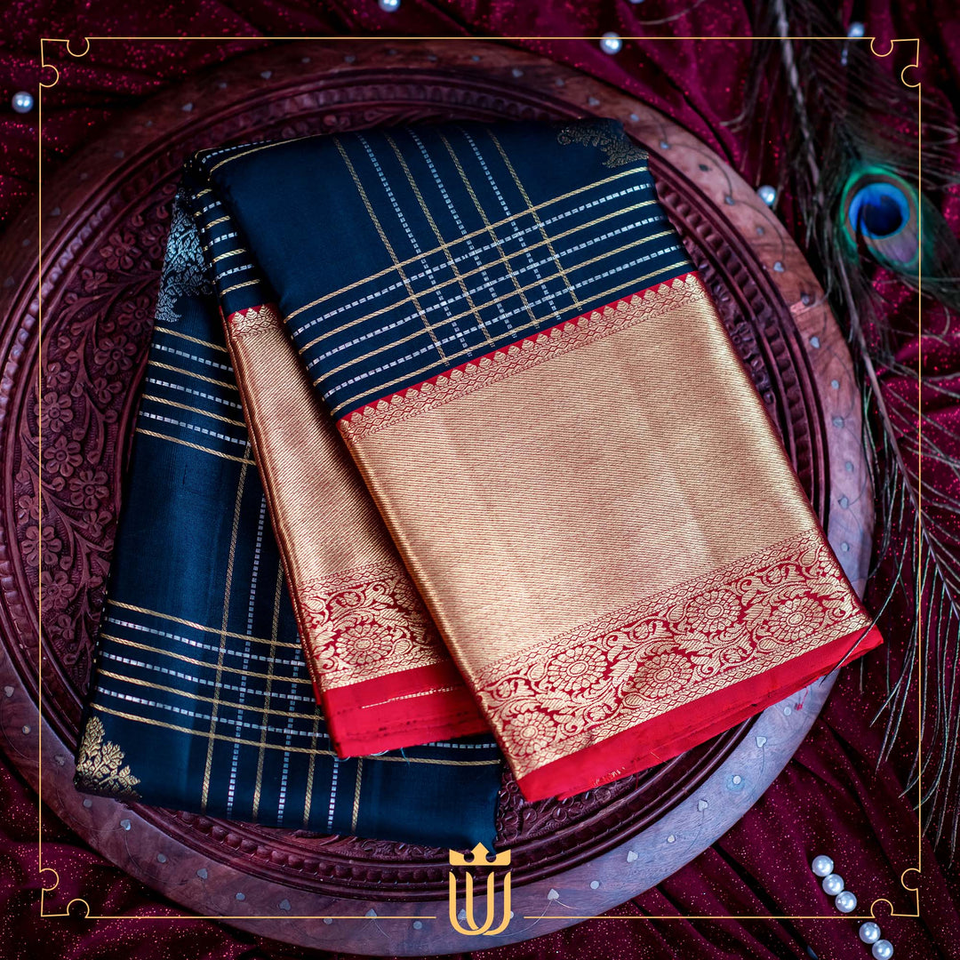 Navy Blue and Red Bordered Kanchipuram Saree